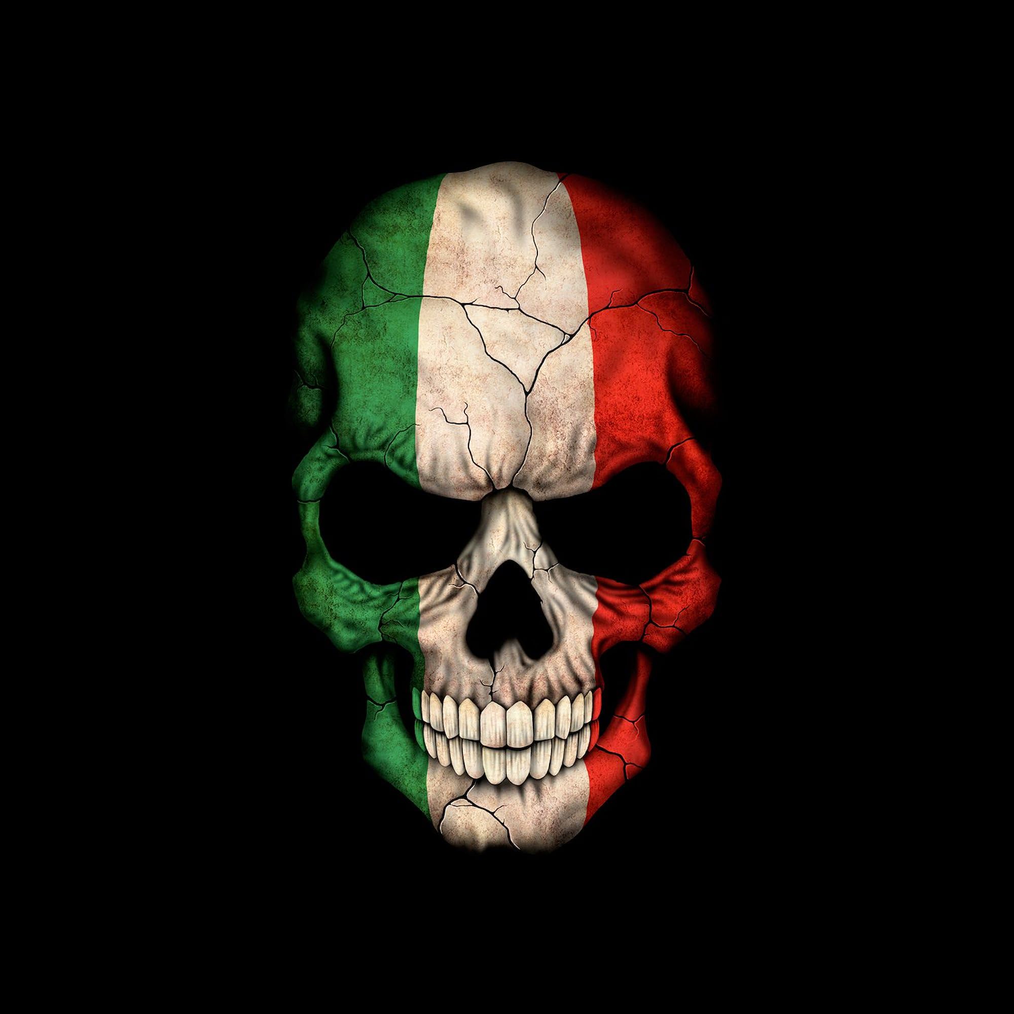 Italian Flag Skull Black Square Bumper Sticker - Durable Car Decal for Windows, Laptops & Coolers - Perfect for Italian Pride, Car Decor & Gifts