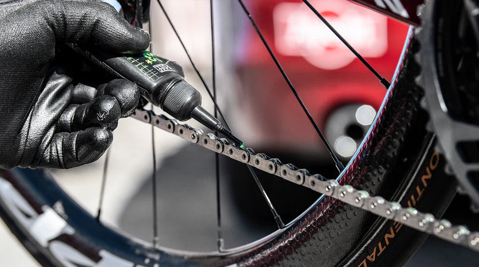 C3 Dry Weather Ceramic Bicycle Chain Lube - 50ml Bike Lubricant for All-Weather Cycling & Mountain Biking | Reduces Friction & Extends Chain Life