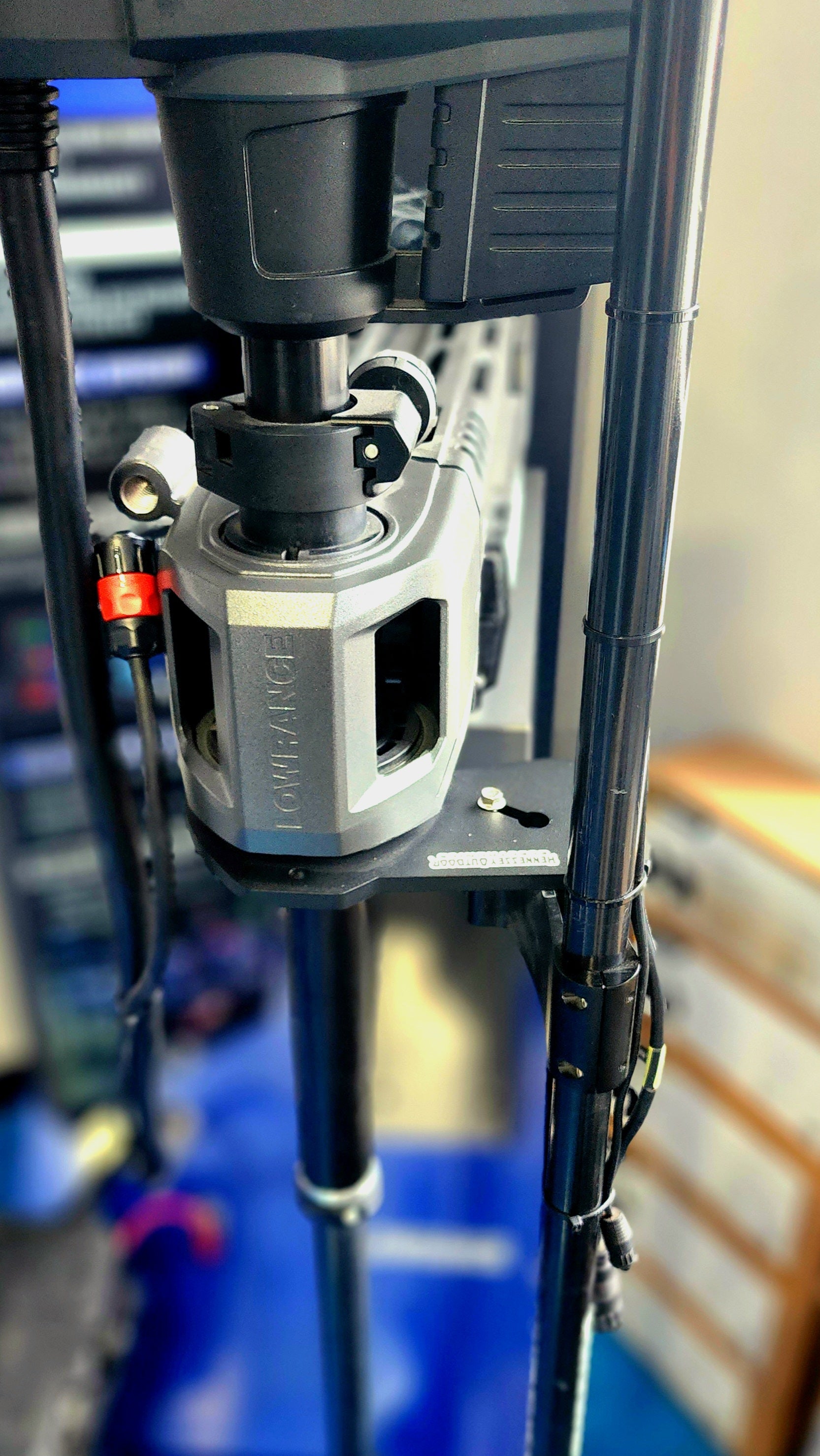 H.O.E MEGA 360 BRACKET for Lowrance Ghost Trolling Motor - Heavy Duty Aluminum Mounting Bracket for Fish Finders - Perfect for Kayak Fishing and Boat Accessories
