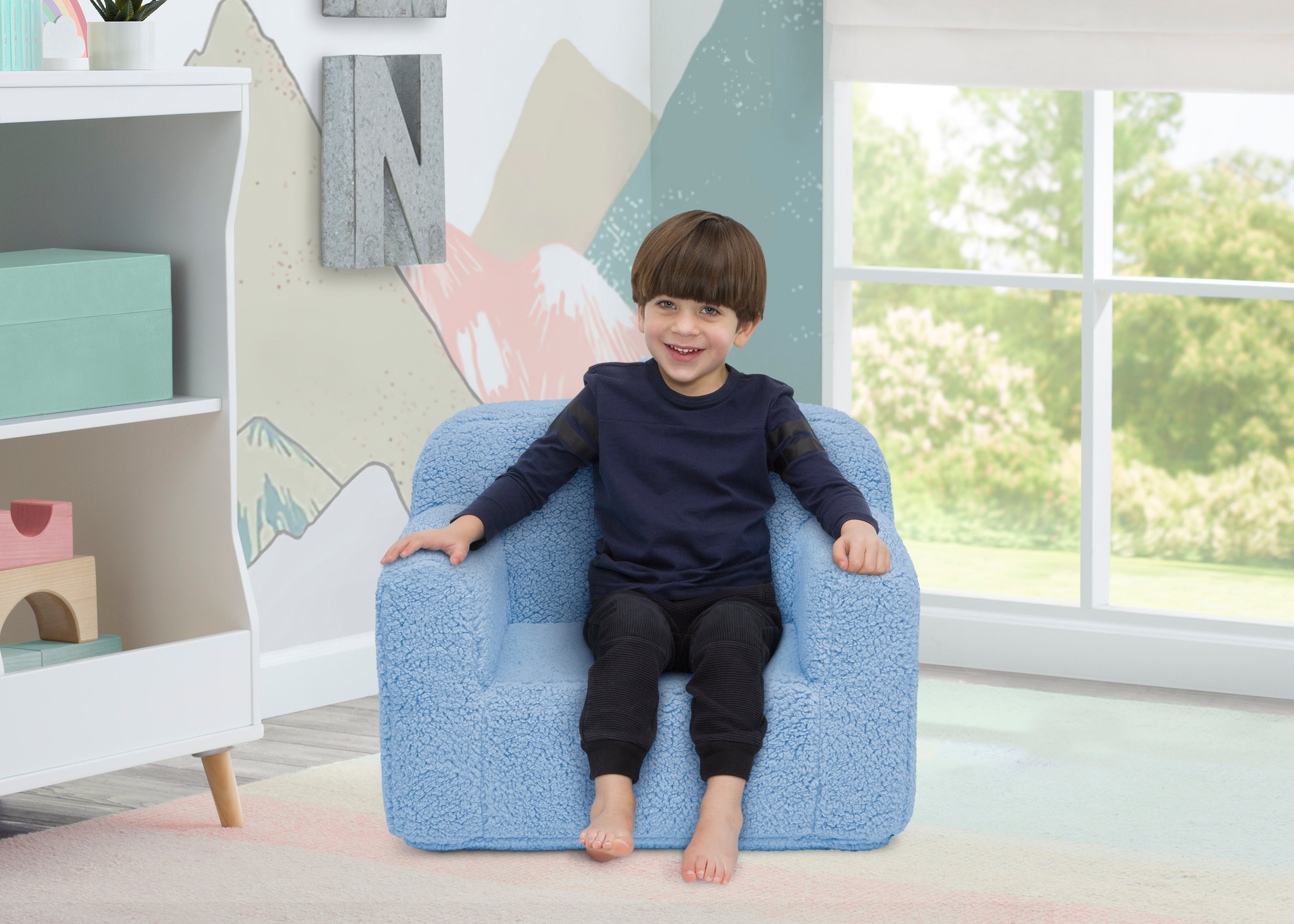 Cozy Sherpa Chair for Kids - Soft & Warm Children's Lounge Chair - Perfect for Reading, Gaming & Relaxing in Bedroom or Playroom