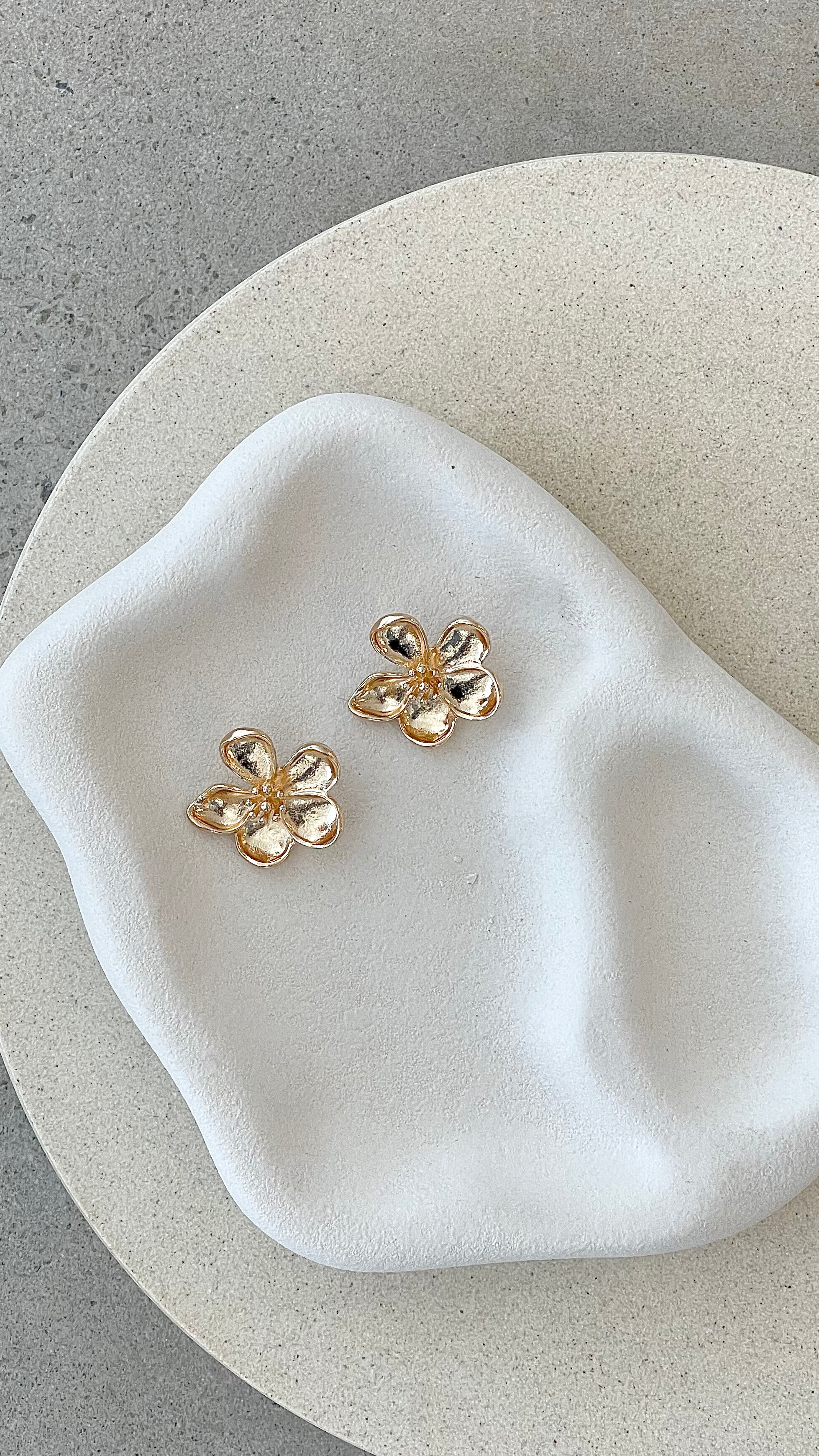 Elegant Gold Mare Earrings for Women - Perfect for Parties, Weddings & Everyday Wear