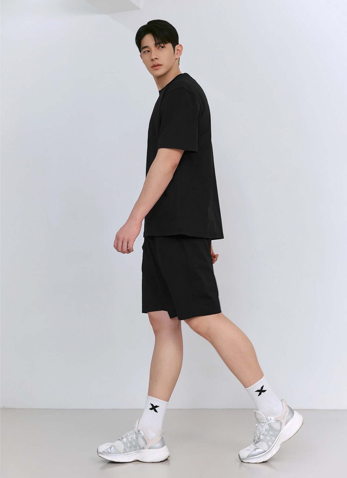 Dynamic Comfort Shorts for Men - Lightweight, Breathable & Stretchable Activewear - Perfect for Running, Gym & Lounge