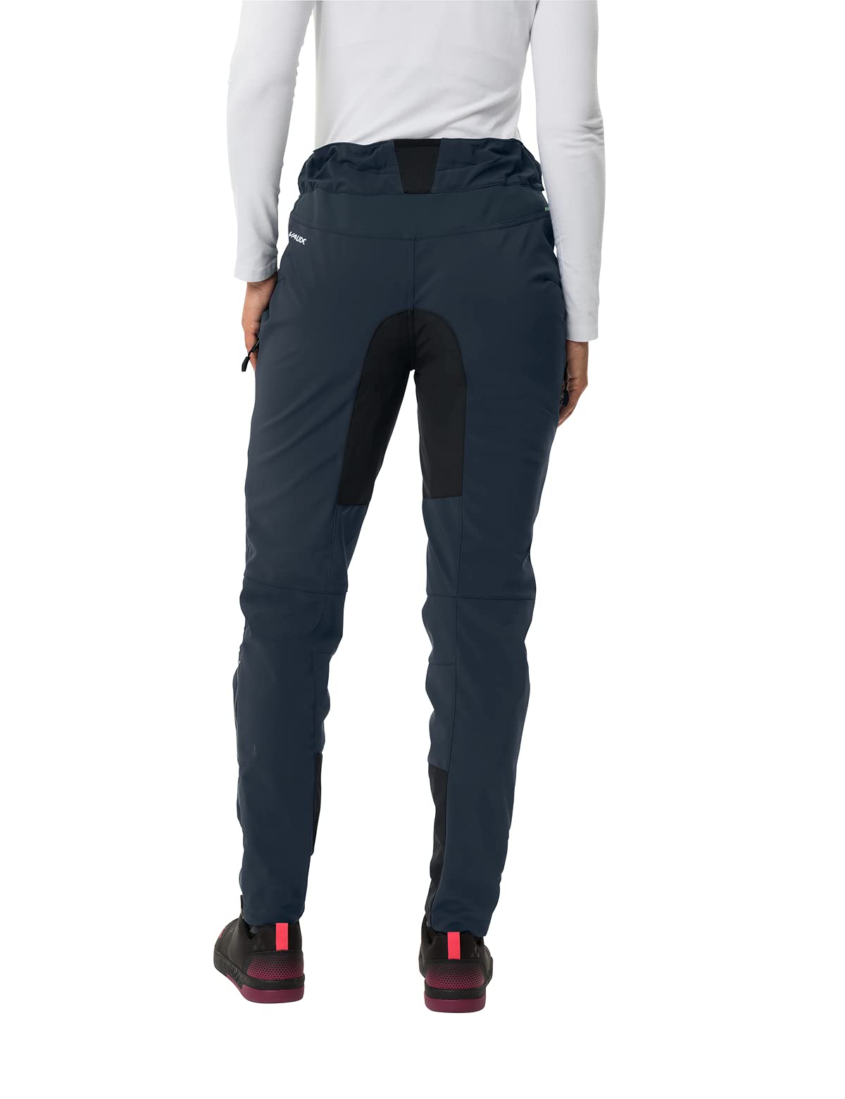 VAUDE Women's Qimsa Softshell Pants II - Waterproof Hiking Trousers for Outdoor Adventures, Travel & Winter Sports