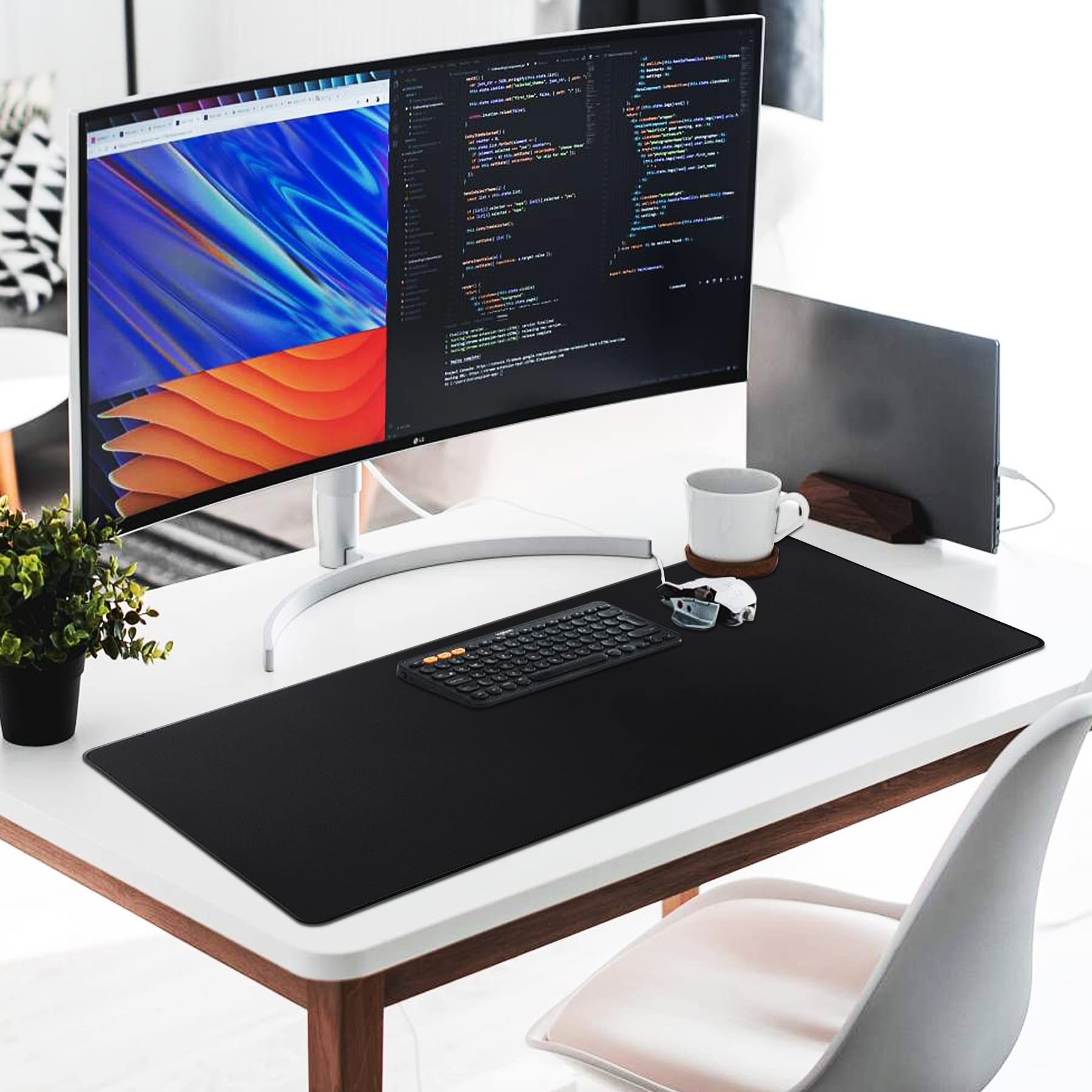 HoYiXi XXL Gaming Mouse Pad (80x30cm) - Ultra Smooth Surface, Anti-Slip Rubber Base, Waterproof Cloth Desk Mat for PC, Laptop, Office & Gaming Setup - Black