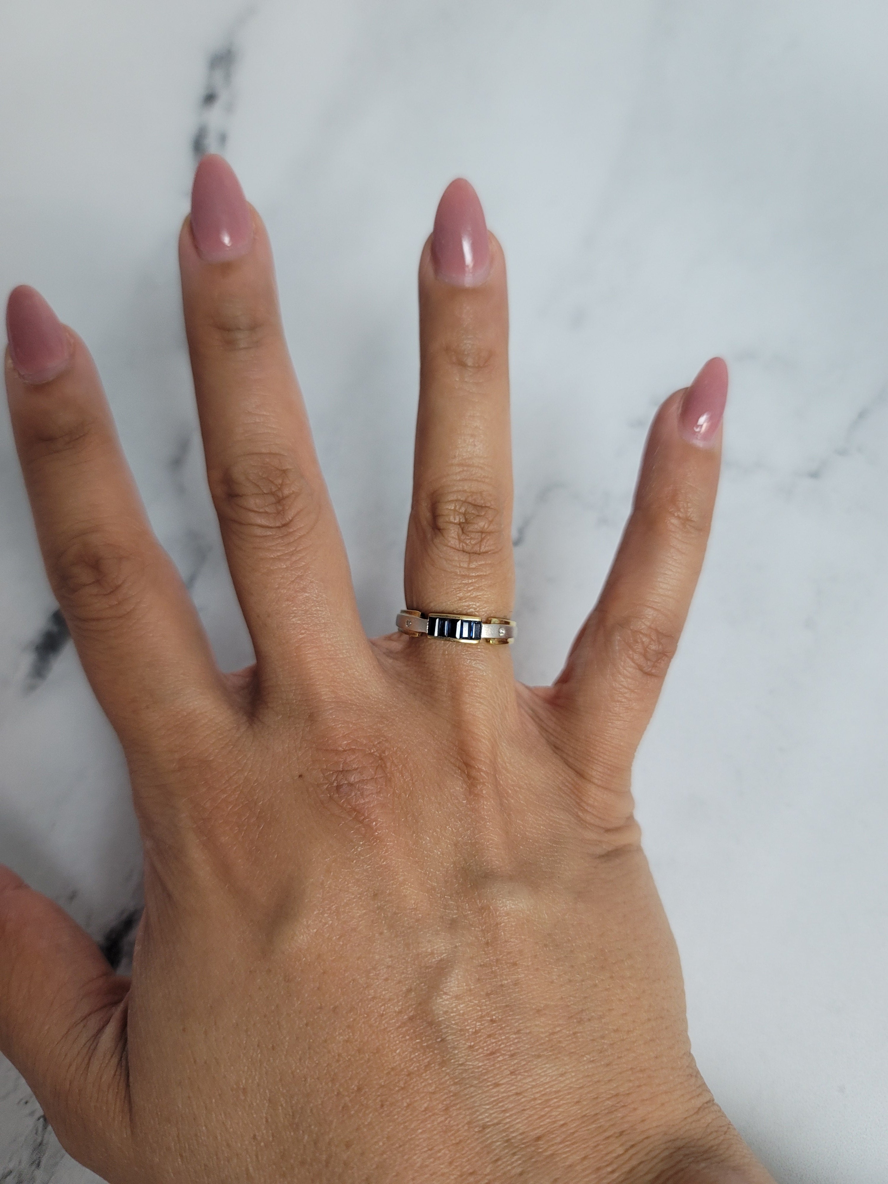 Elegant Sapphire Multi-Toned Gold Ring with Satin Finish – Perfect for Weddings, Anniversaries & Special Occasions