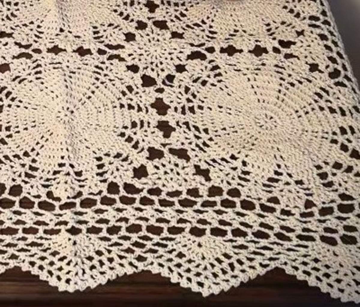 Handmade Beige Crochet Cotton Table Runner - 20x35 Inch Lace Doily for Dresser, Dining Table, or Coffee Table - Elegant Home Decor for Weddings, Parties & Everyday Use