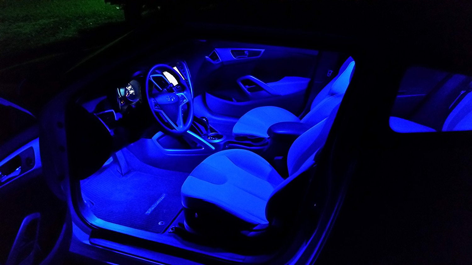 4 Pack Ultra Blue 9 SMD LED Bulbs - 1.72