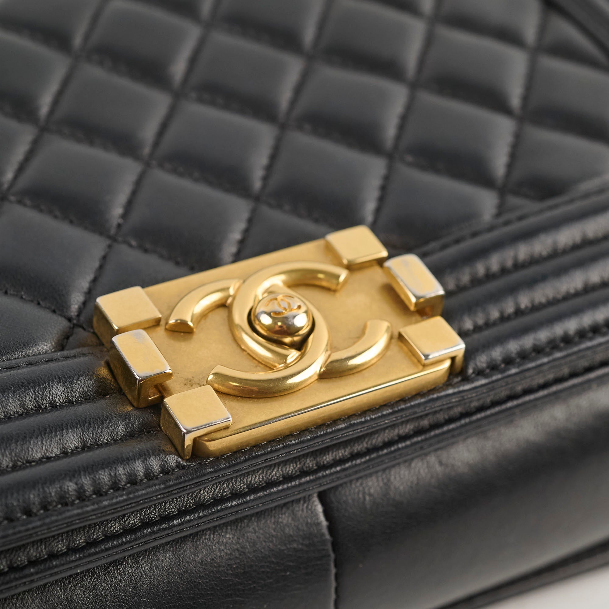 Chanel Old Medium Boy Bag in Black Lambskin Leather - Luxury Handbag for Women, Perfect for Evening Events & Daily Use