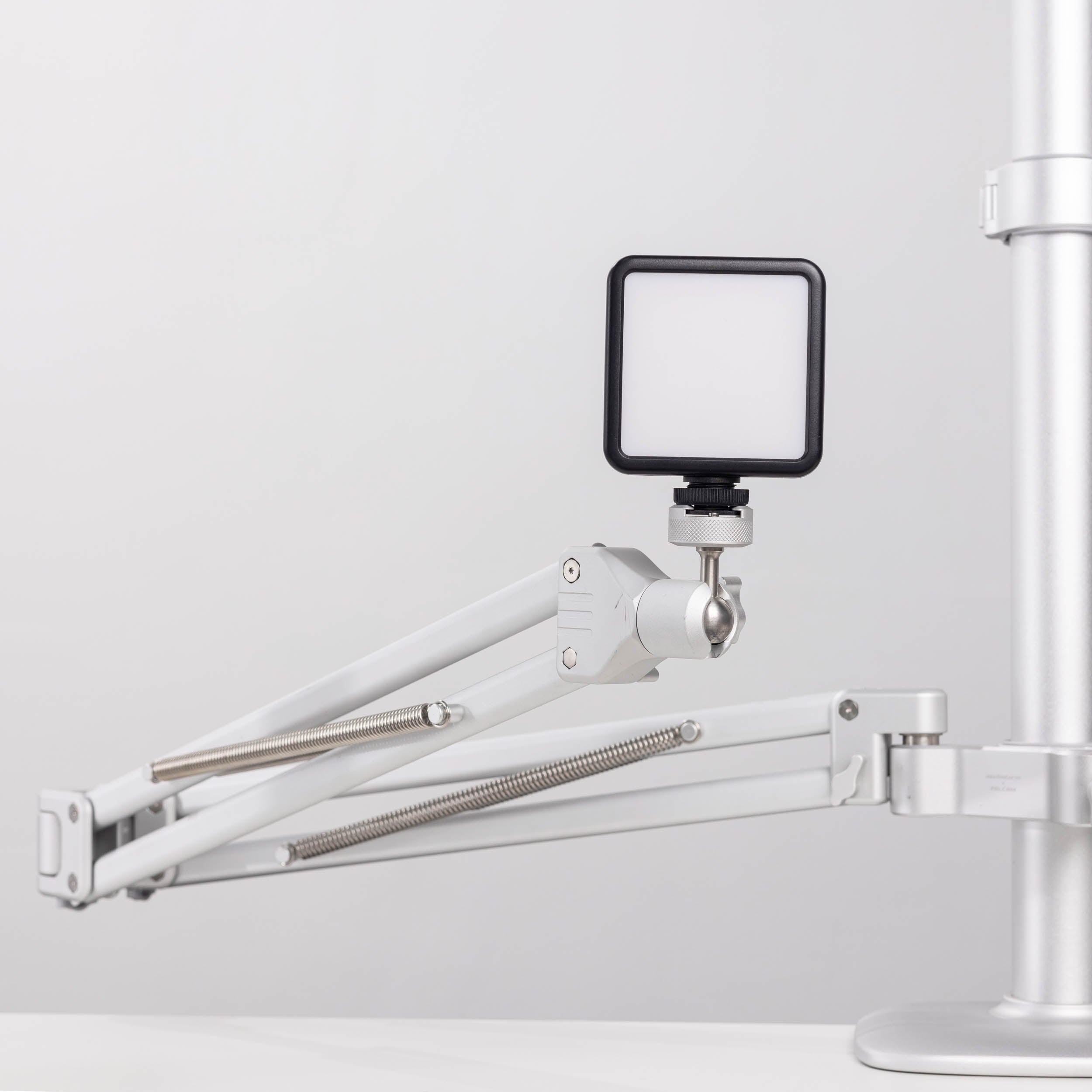 GEARTREE 2746 Adjustable Microphone Boom Arm with Spring Suspension - Perfect for Podcasting, Streaming & Home Studio Recording