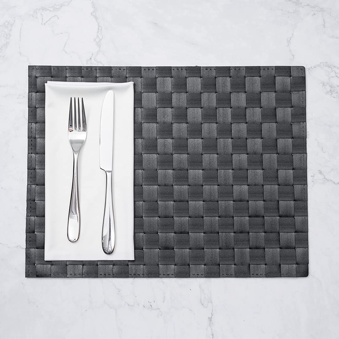 Restaurantware Macroweave 16 x 12 Inch Woven Placemats Set of 6 - Durable & Easy Clean Black Plastic Table Mats for Dining, Kitchen, Restaurant - Perfect for Everyday Use, Parties & Formal Events