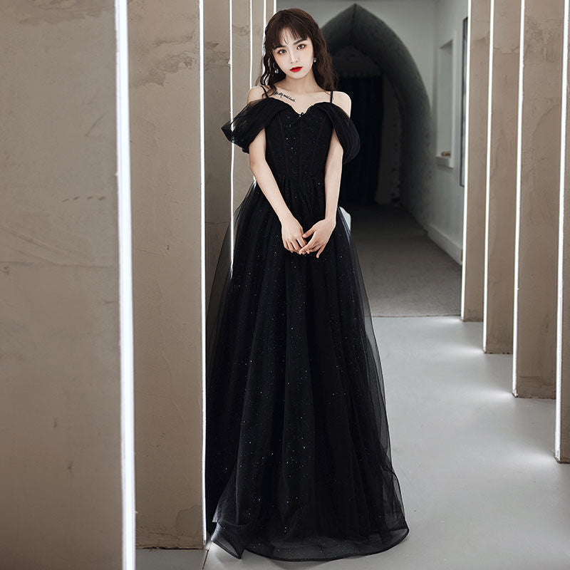 Elegant Black Off-Shoulder Long Prom Dress with White Tulle Skirt - Formal Evening Gown for Homecoming, Wedding Guest & Special Occasions