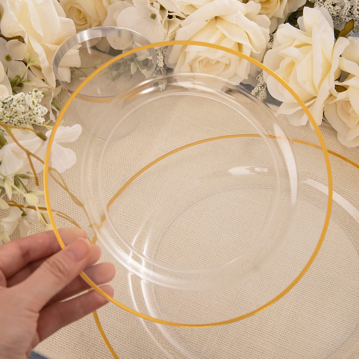 150-Piece Gold Plastic Dinnerware Set - 25 Dinner Plates, 25 Dessert Plates, 25 Cutlery & 25 Cups - Elegant Disposable Gold Party Plates for Weddings, Showers & Special Events - Perfect for Outdoor Gatherings, Birthday Parties & Holiday Celebrations