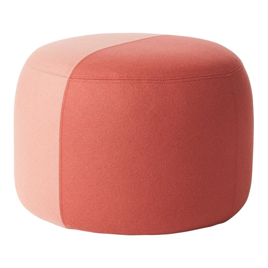 Charlotte Honcke Dainty Pouf - Warm Nordic Style Footstool for Living Room, Bedroom & Nursery - Cozy Home Decor Accent