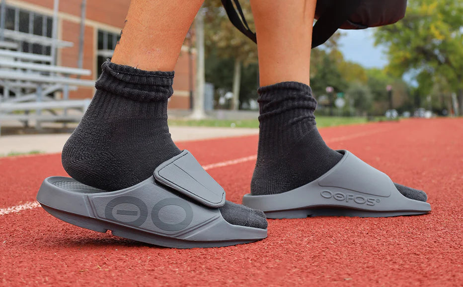 Unisex OOahh Sport Slides - Comfortable & Lightweight Sandals for Men & Women - Perfect for Beach, Pool, Gym & Casual Wear