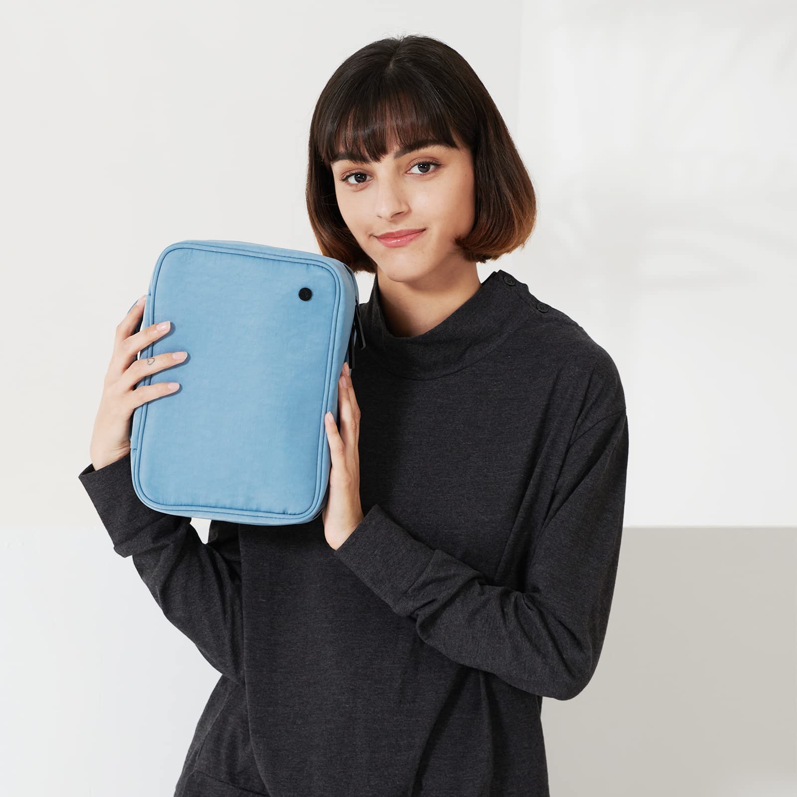 Purevave Large Hanging Toiletry Bag for Women & Men - Waterproof Travel Makeup Cosmetic Organizer with Multiple Pockets for Full Size Toiletries (Blue) | Perfect for Airplane Carry-on, Gym, Camping & Vacation Essentials