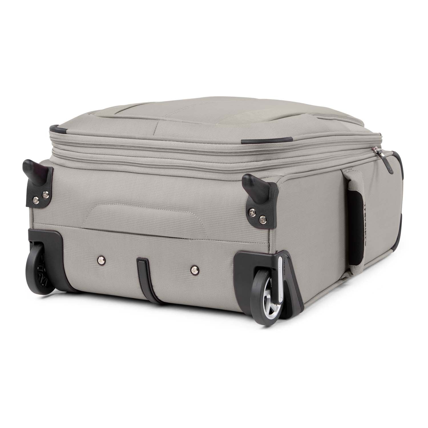 Travelpro Maxlite 5 International Carry On Rollaboard Luggage - Lightweight Expandable Suitcase for Business Travel & Vacation, TSA Approved Spinner Luggage with Durable Wheels