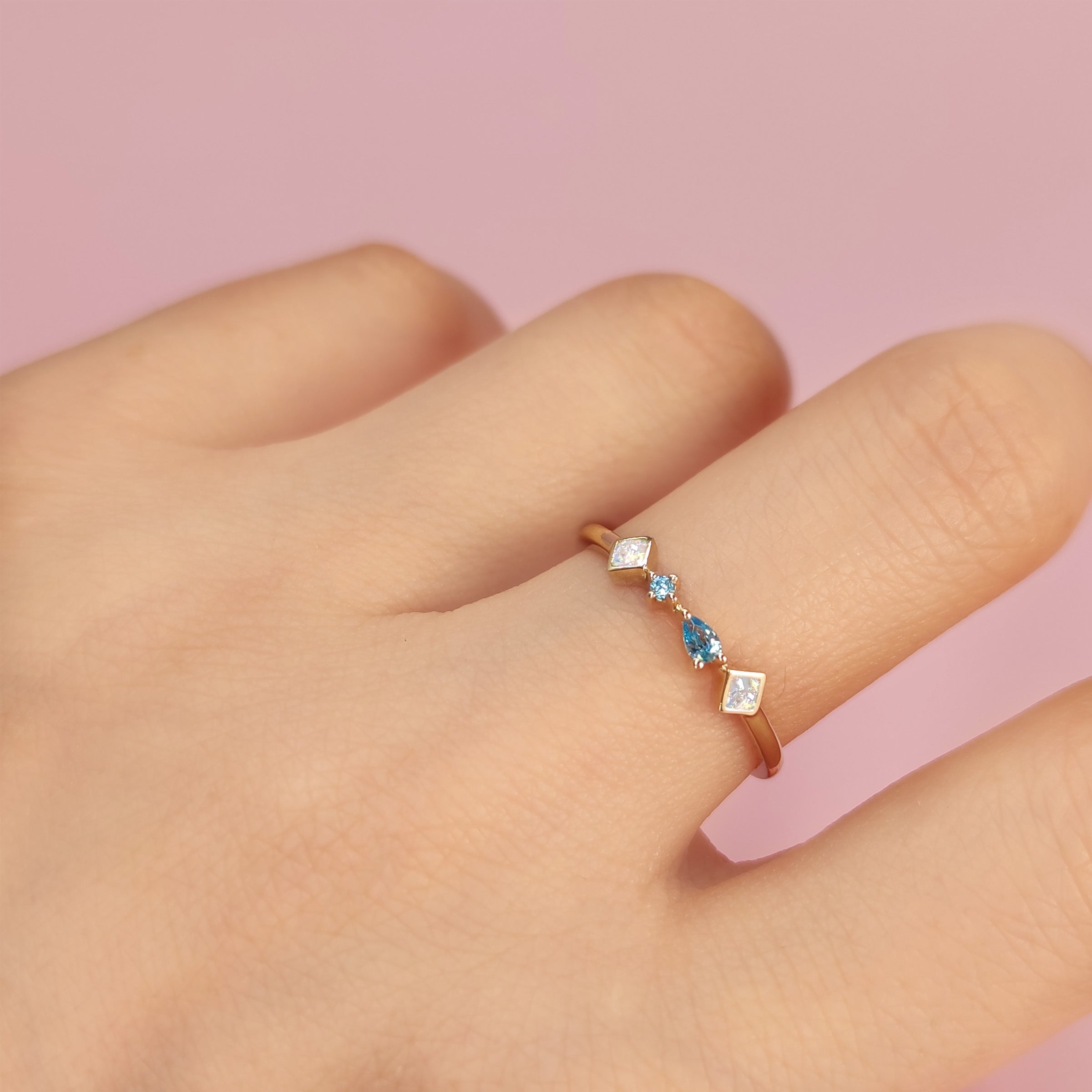 Starlit Whimsy Ashes Ring with Birthstone - Elegant Memorial Jewelry for Women, Perfect for Remembrance, Anniversaries & Special Occasions