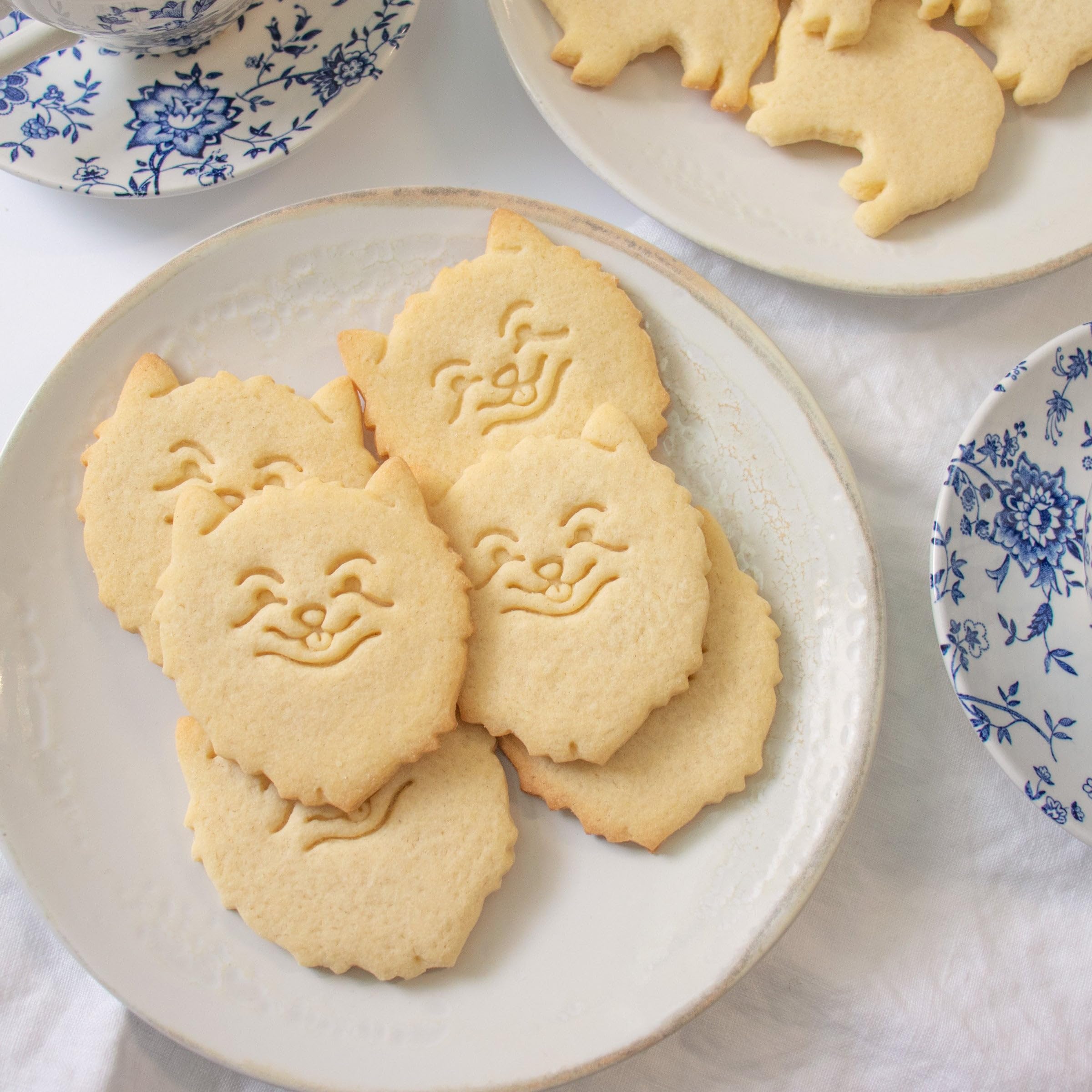 Pomeranian Face Cookie Cutter - 1 Piece Stainless Steel Dog Shaped Biscuit Mold for Baking | Perfect for Dog Lovers, Birthday Parties & Holiday Treats