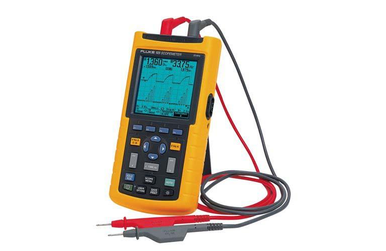 Fluke Handheld Digital Storage Oscilloscope with Software, Carrying Case & RS232 Cable - Portable Scope Meter for Electronics Testing, Field Service & Industrial Maintenance