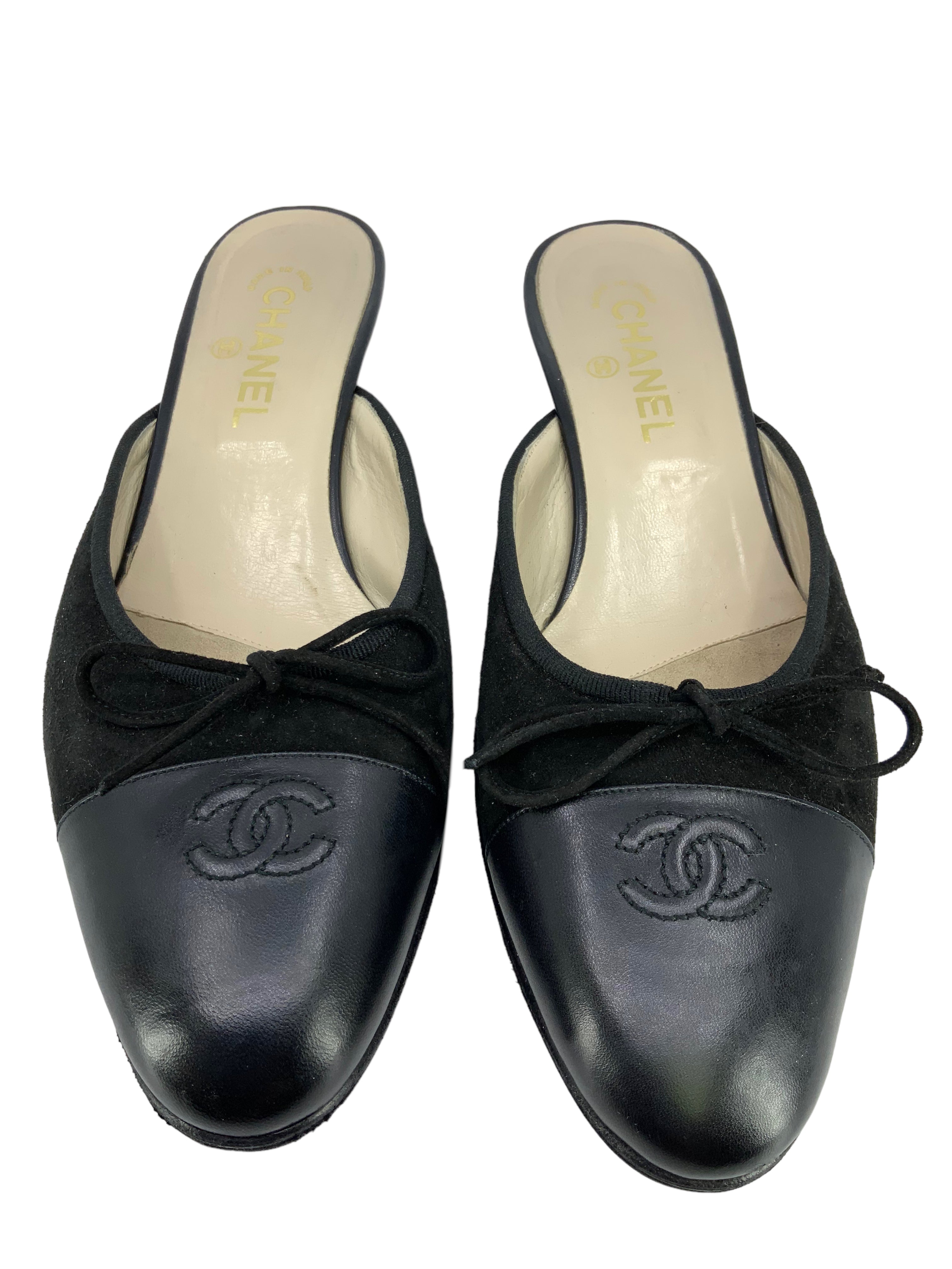 Chanel Suede & Leather CC Cap Toe Kitten Heel Mules Women's Size 10.5 - Luxury Designer Shoes for Office, Cocktail Parties & Special Occasions