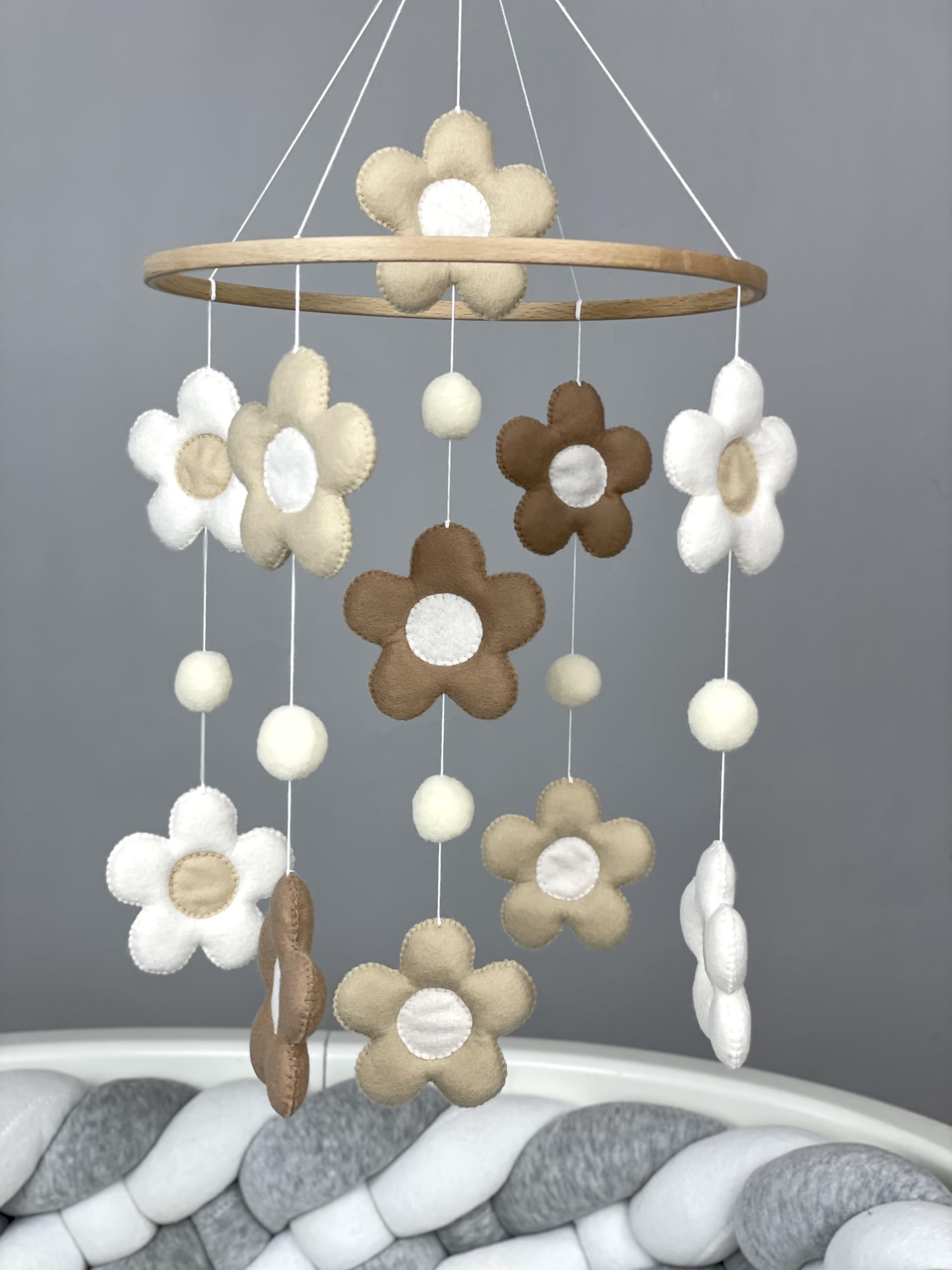 Gender Neutral Baby Crib Mobile - Floral Daisy Nursery Decor for Girls & Boys | Perfect Newborn Gift for Expecting Moms | Soothing Visual Stimulation for Infant Sleep & Playtime