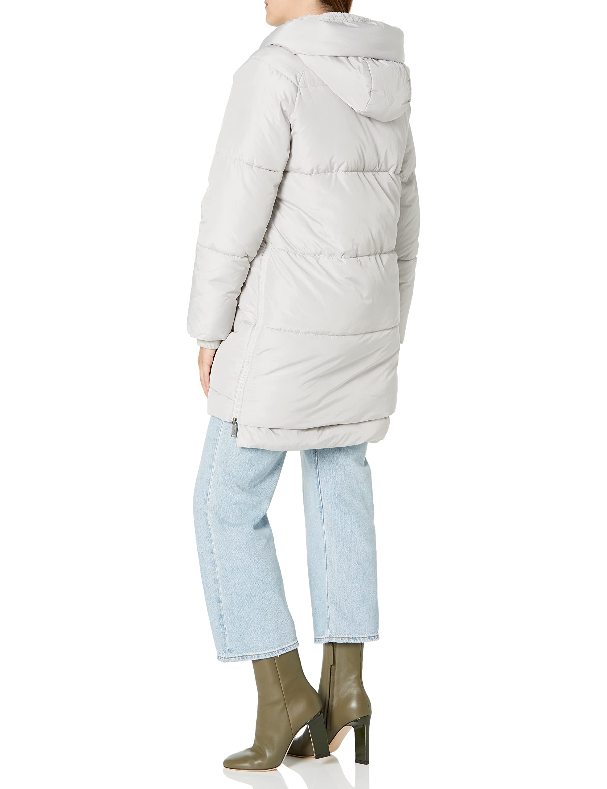 BCBGeneration Women's Boxed Quilt Zip Front A-Line Puffer Coat | Winter Warm Jacket for Outdoor Activities & Casual Wear