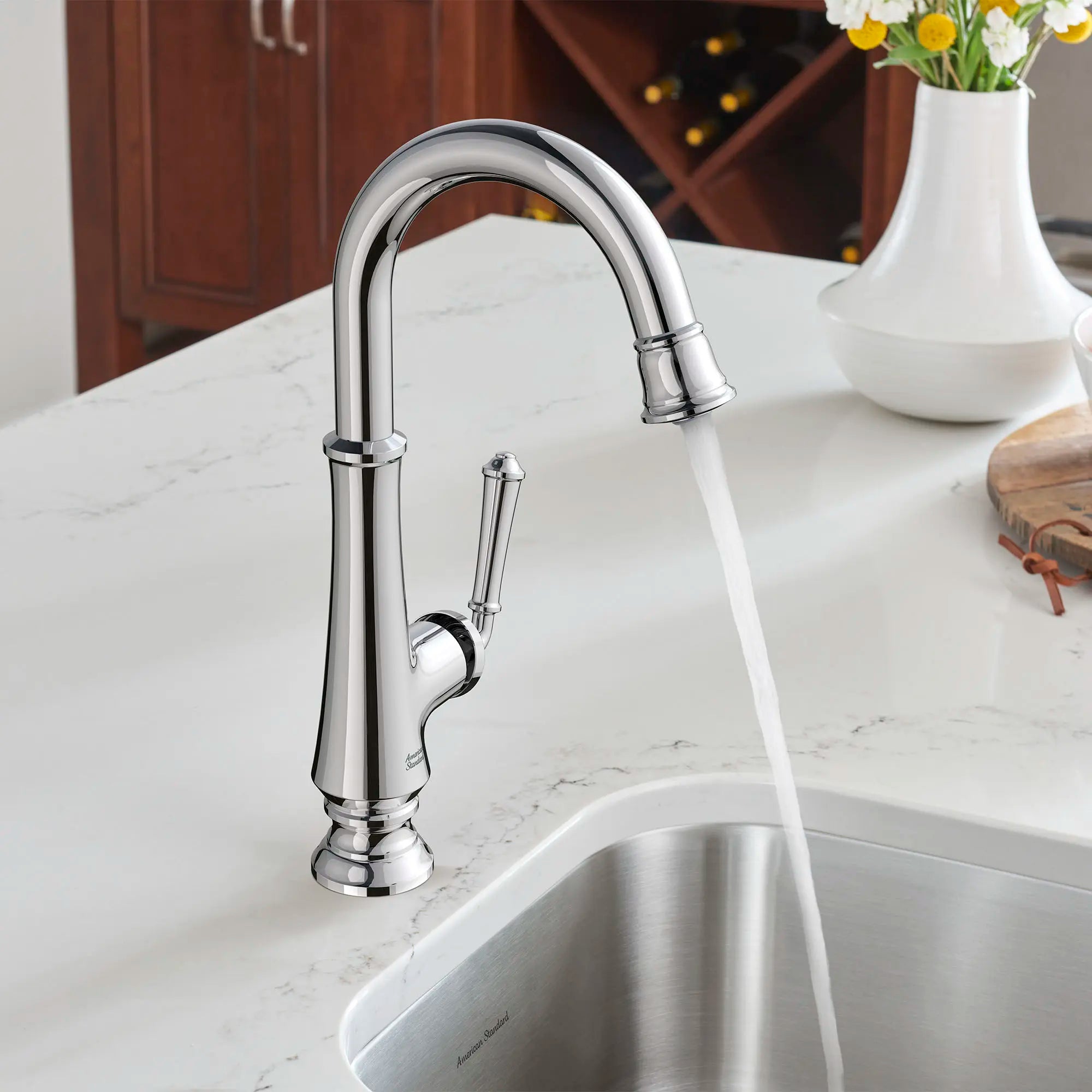 Delancey® Single Handle Pull Down Kitchen Faucet - 1.5 GPM/5.7 LPM Water Flow - Modern Stainless Steel Bar Sink Faucet for Home & Commercial Use - Perfect for Washing Dishes, Filling Pots & Cleaning Vegetables