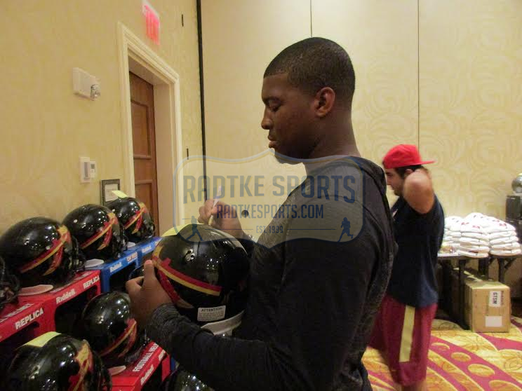 Jameis Winston Autographed Florida State Seminoles Riddell Black Full Size NCAA Football Helmet with 2013 Heisman Trophy Inscription - Perfect for Collectors, Sports Memorabilia Displays, and Seminoles Fans