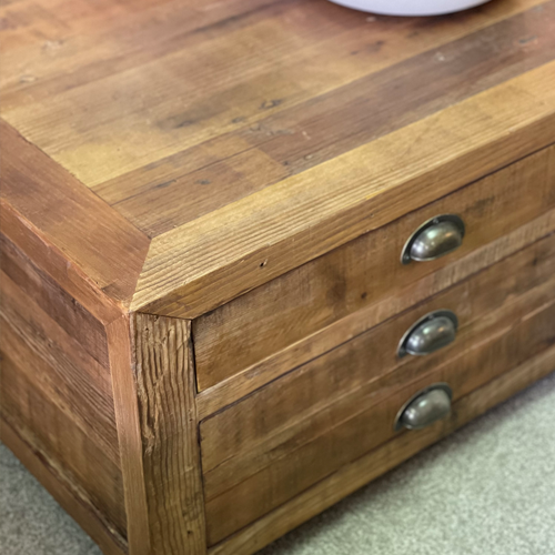 Modern Coffee Table with 2 Drawers - Stylish Living Room Furniture for Home Decor & Storage | Perfect for Small Spaces, Apartments & Office Use