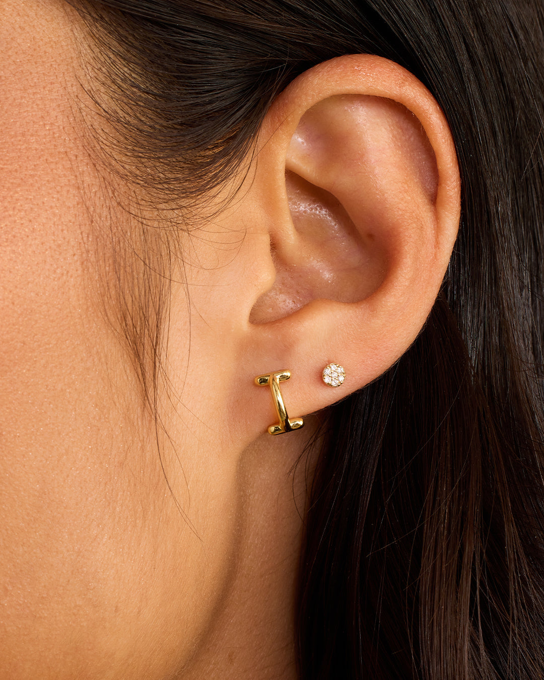 Alphabet Single Huggie Earrings - Minimalist Gold Plated Initial Letter Studs for Women - Perfect for Everyday Wear, Gifts & Special Occasions