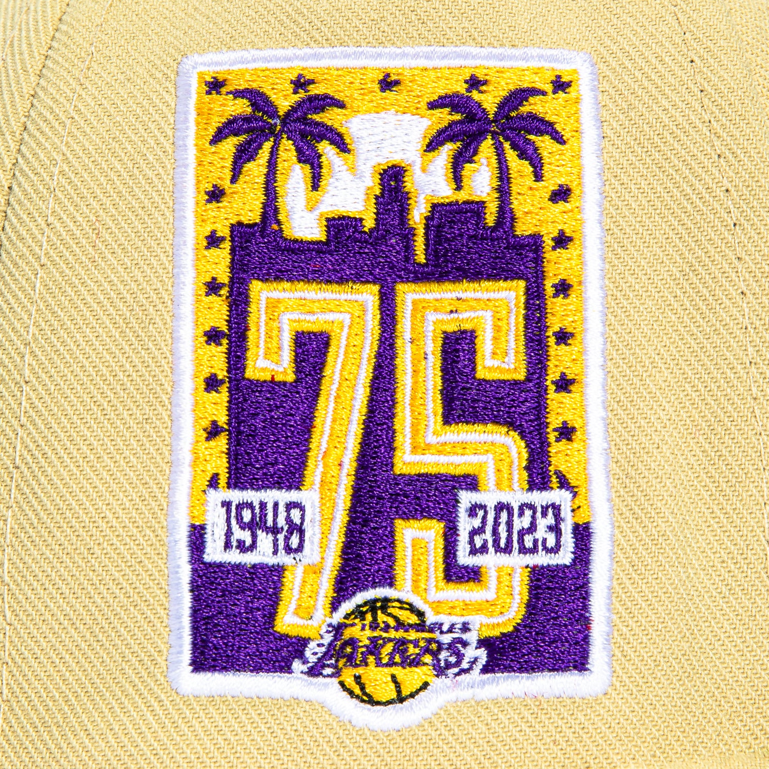 Mitchell & Ness Los Angeles Lakers 75th Anniversary Patch Hat - Tan & Purple NBA Basketball Cap for Men - Perfect for Games, Fan Events & Streetwear Fashion