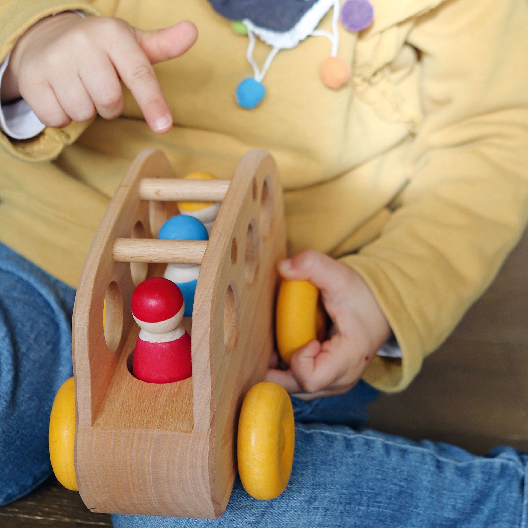 Grimm's Wooden Bus Toy - Natural Wooden Push & Pull Toy for Toddlers - Montessori Educational Toy for Kids - Perfect for Indoor Play, Preschool Learning & Gift Giving