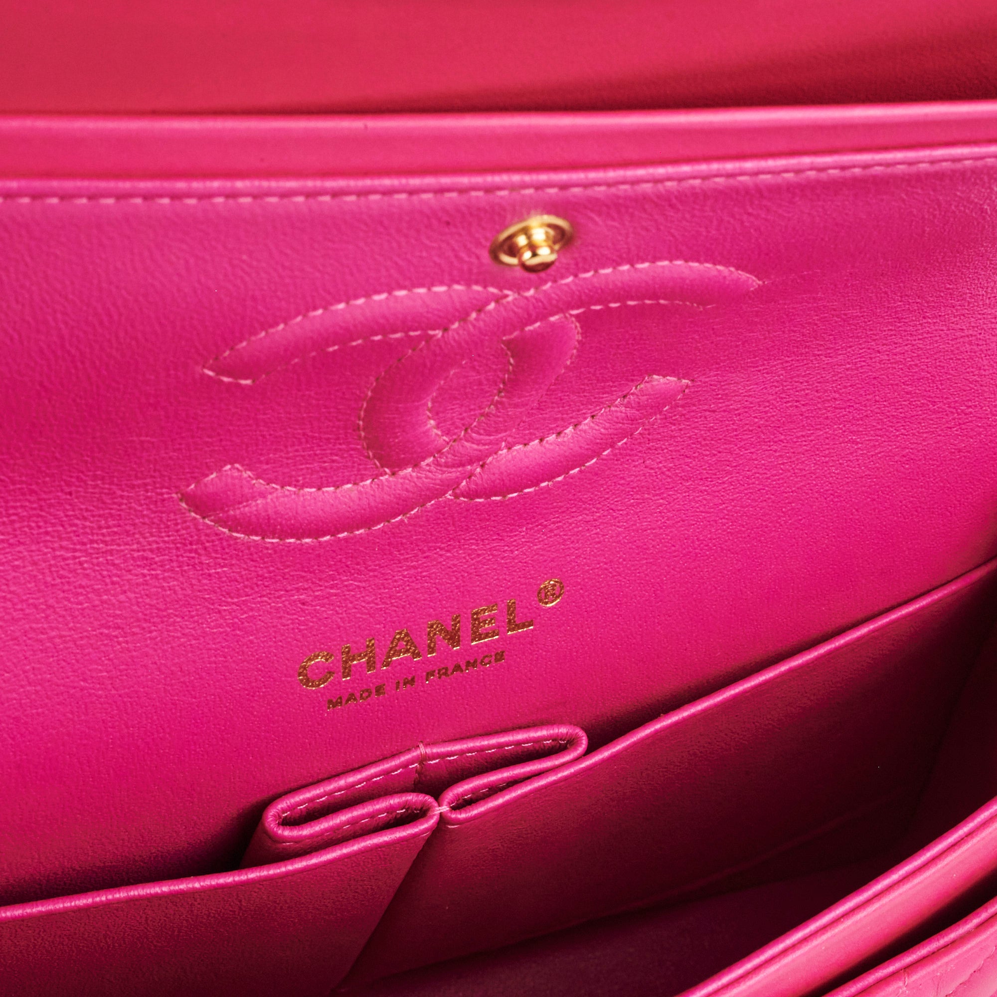 Chanel Medium Classic Flap Bag Chevron Lambskin Leather in Pink | Luxury Designer Handbag for Women | Perfect for Date Night, Parties & Special Occasions