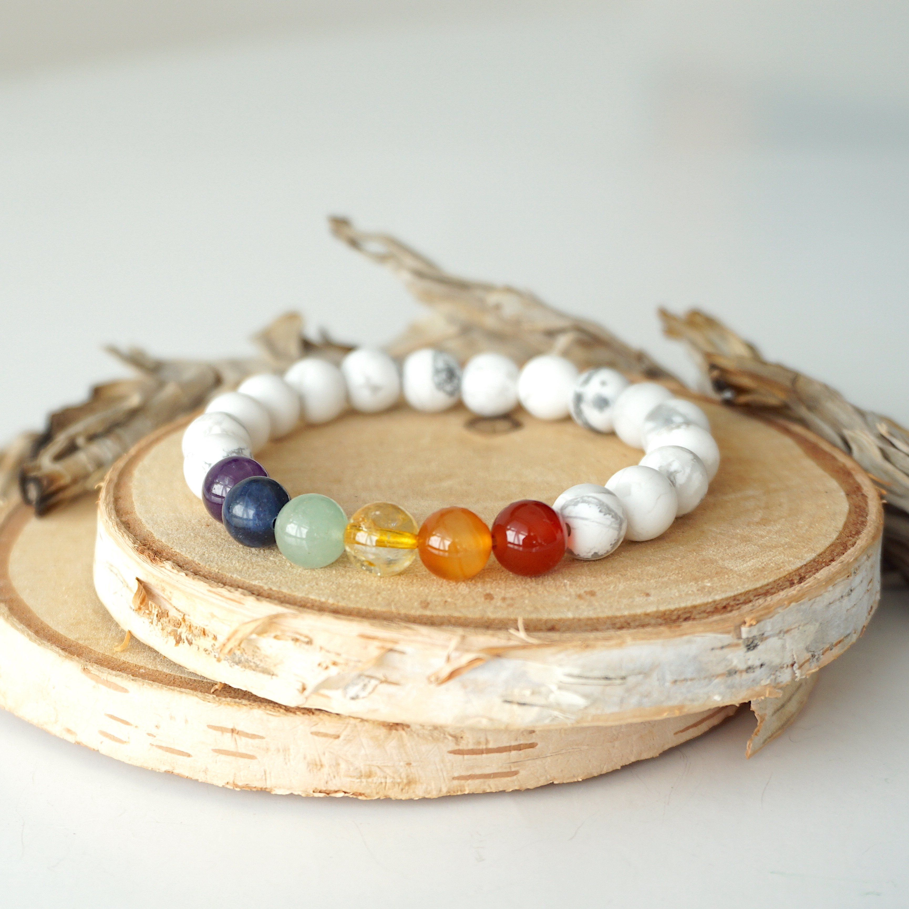 Healing Crystal Mala Bracelet with Rainbow White Howlite, Carnelian, Citrine, Green Aventurine, Lapis Lazuli & Amethyst - Meditation, Yoga & Spiritual Chakra Balancing Jewelry