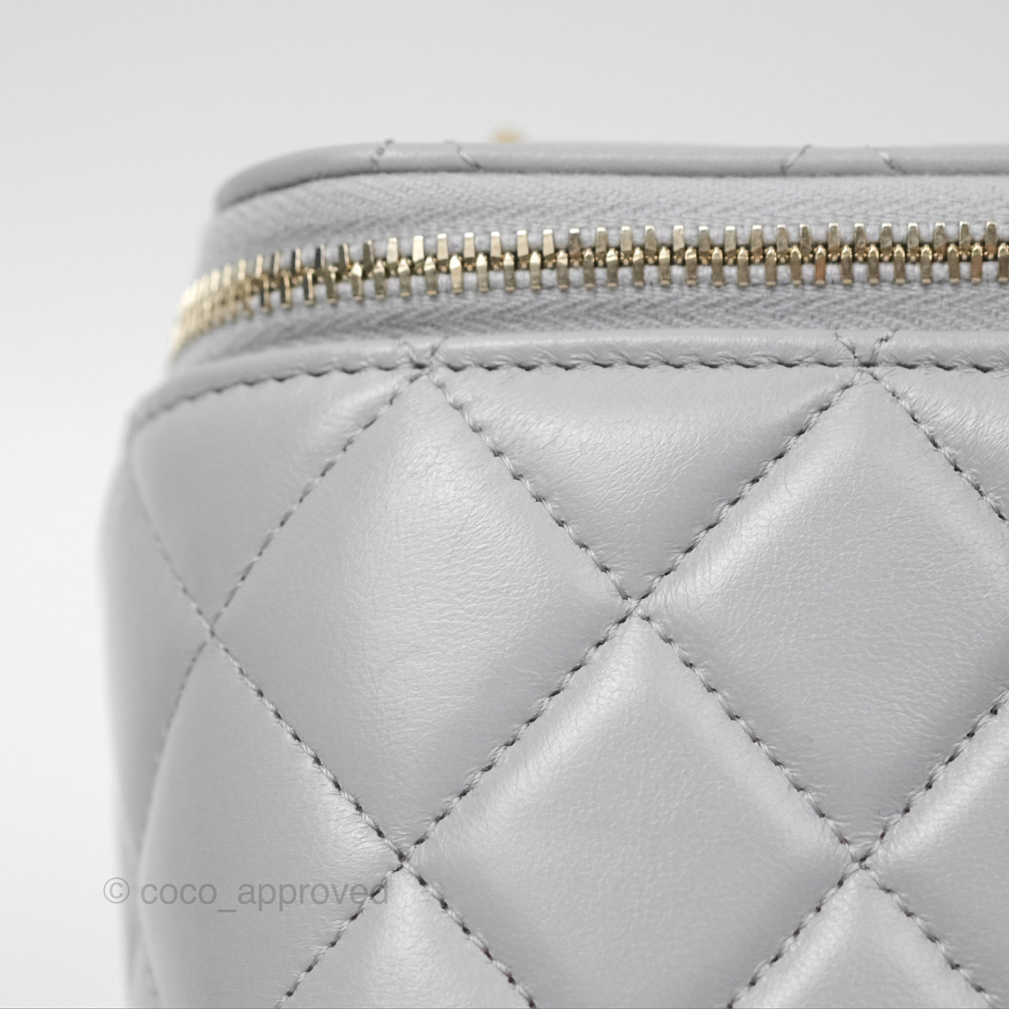 Chanel Adjustable Chain Grey Lambskin Vanity Bag with Aged Gold Hardware - Perfect for Evening Events & Luxury Fashion Accessories