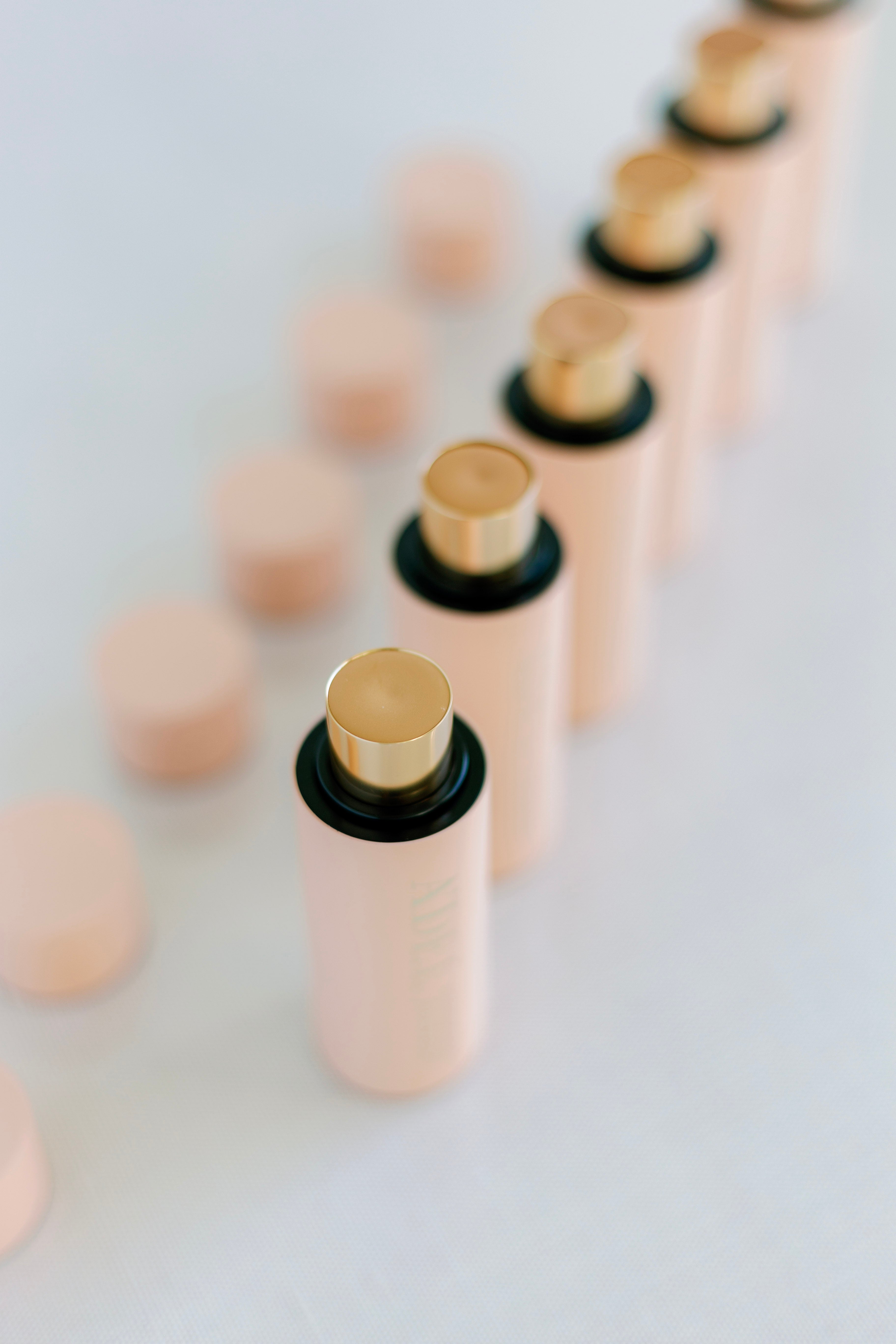 Best Moisturizing Foundation for Dry Skin - Hydrating & Long-Lasting Liquid Makeup - Perfect for Daily Wear & Special Occasions