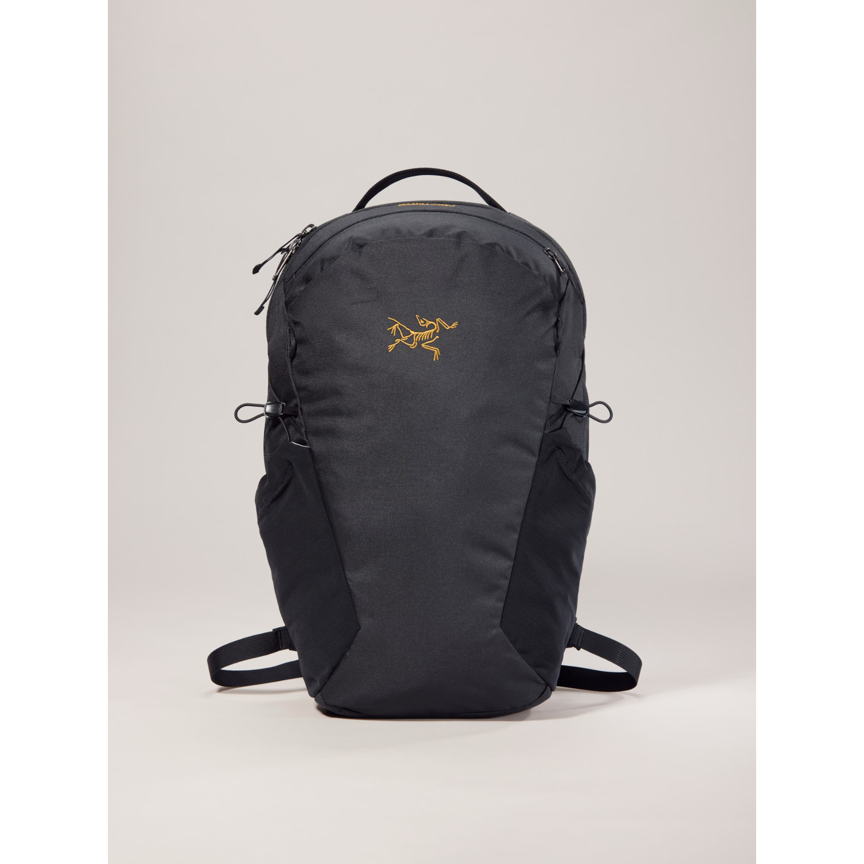 Arc'teryx Mantis 16 Backpack - Lightweight Hiking Daypack for Men & Women - Water-Resistant Travel Backpack for Outdoor Adventures, Commuting & Daily Use