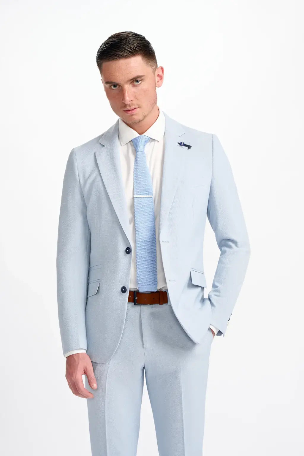 Cavani Siren Men's Seersucker Sky Blue 2 Piece Suit - Lightweight Summer Wedding & Business Formal Attire for Outdoor Events