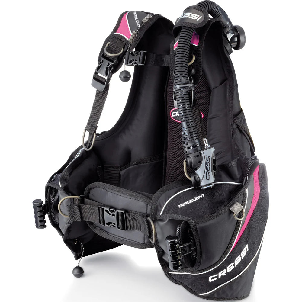 Cressi Travelight Pink Snorkeling Mask - Lightweight & Comfortable for Travel, Swimming, and Snorkeling Adventures