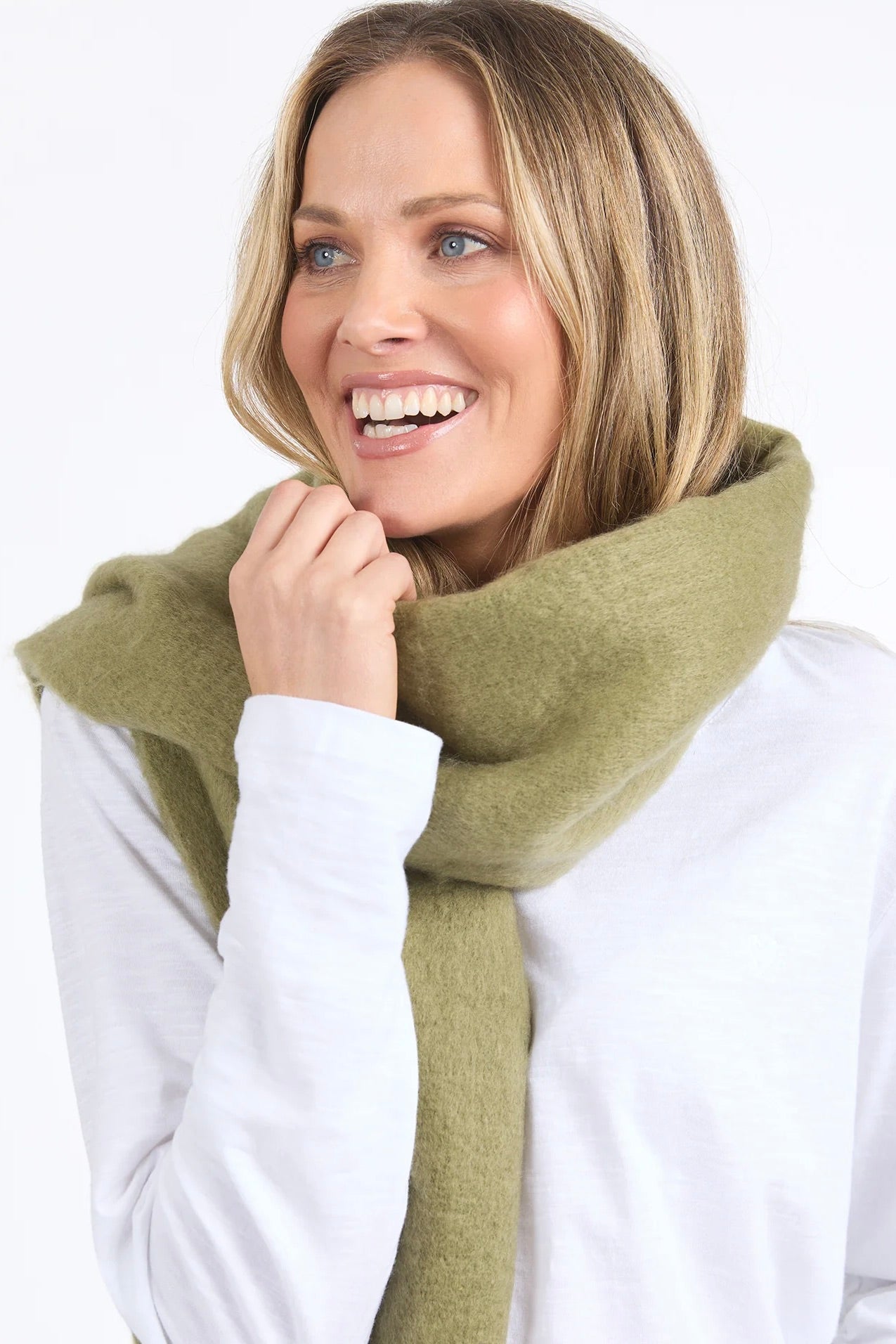 Elm Four Leaf Clover Soft Warm Scarf for Women - Cozy Winter Accessory for Outdoor Activities and Holiday Gifts