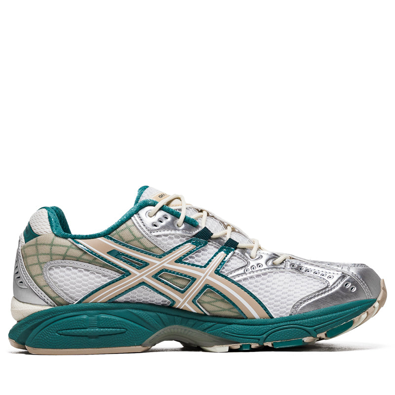 ASICS Gel-Nimbus 10.1 Running Shoes for Men & Women - White/Rainy Lake - Cushioned Comfort for Long Distance Running & Marathon Training