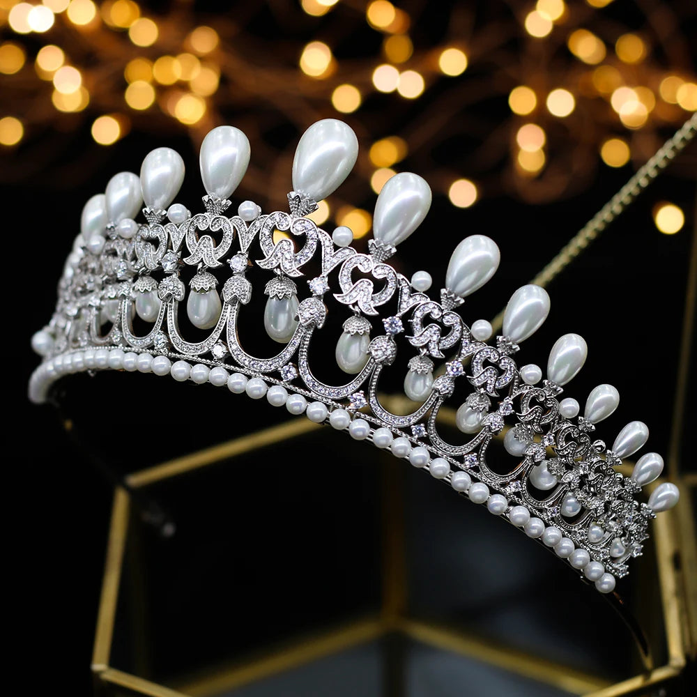 3A Cubic Zirconia Pearl Tiara Crown for Women - Elegant Bridal Hair Accessories with Gift Box - Perfect for Weddings, Prom, Pageants & Special Occasions