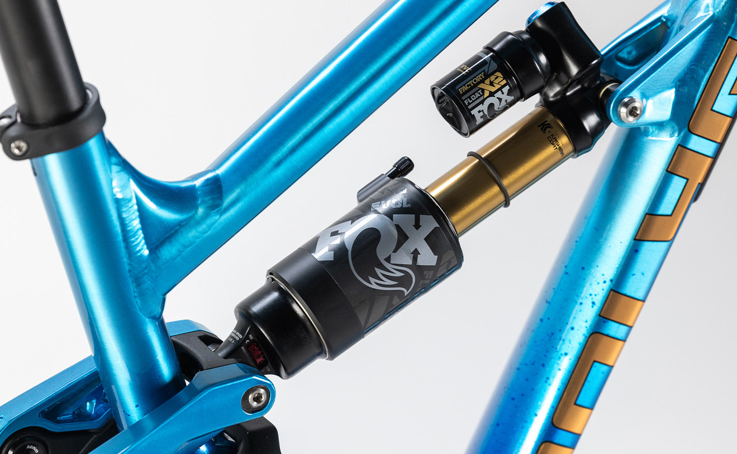 Polygon Collosus DH9 Downhill Mountain Bike - Full Suspension MTB for Extreme Trails & Downhill Racing - Perfect for Off-Road Adventures & Mountain Cycling