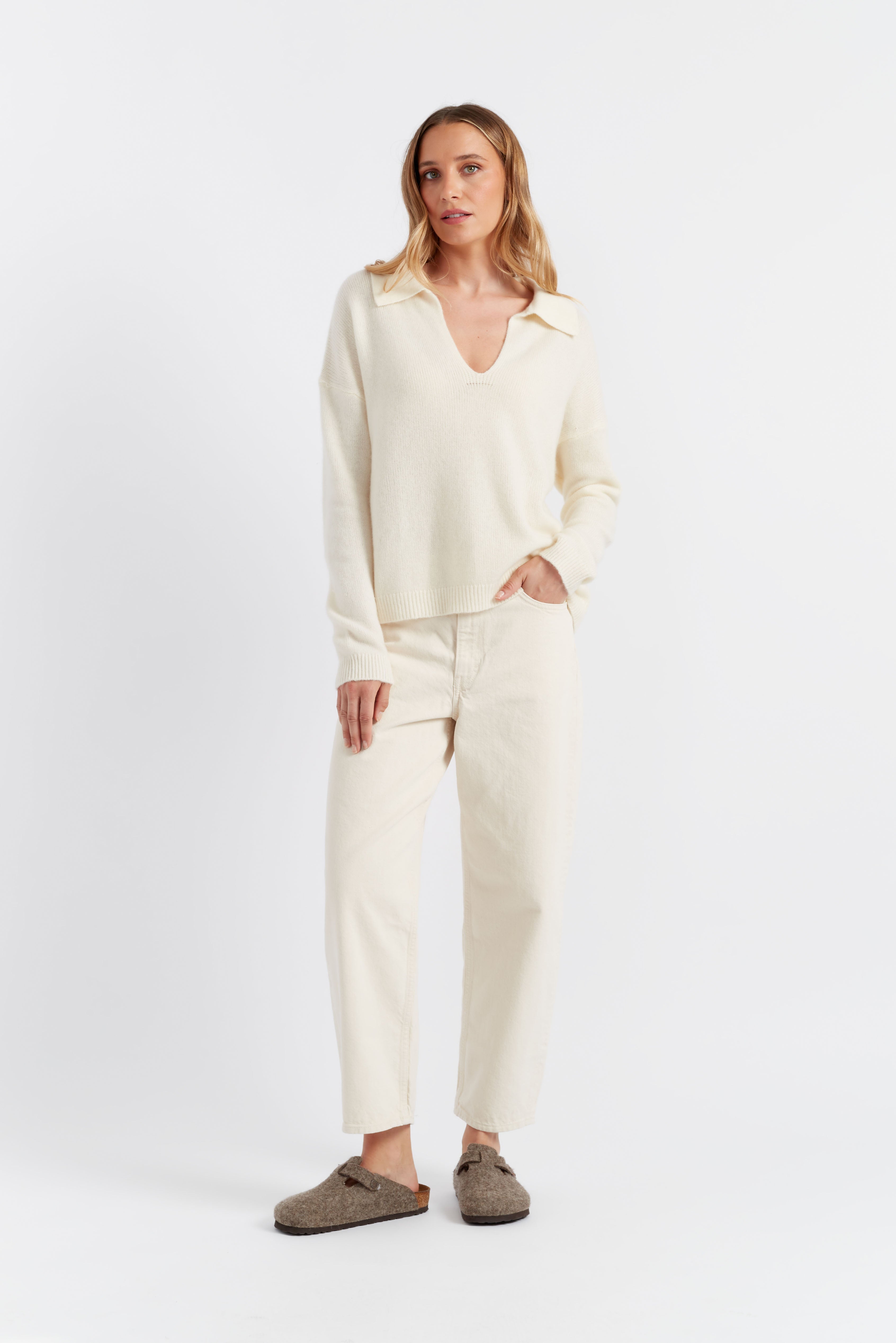 Luxury Soft Cashmere Sweater with Cloud-Like Comfort - Perfect for Winter Layering & Cozy Office Wear