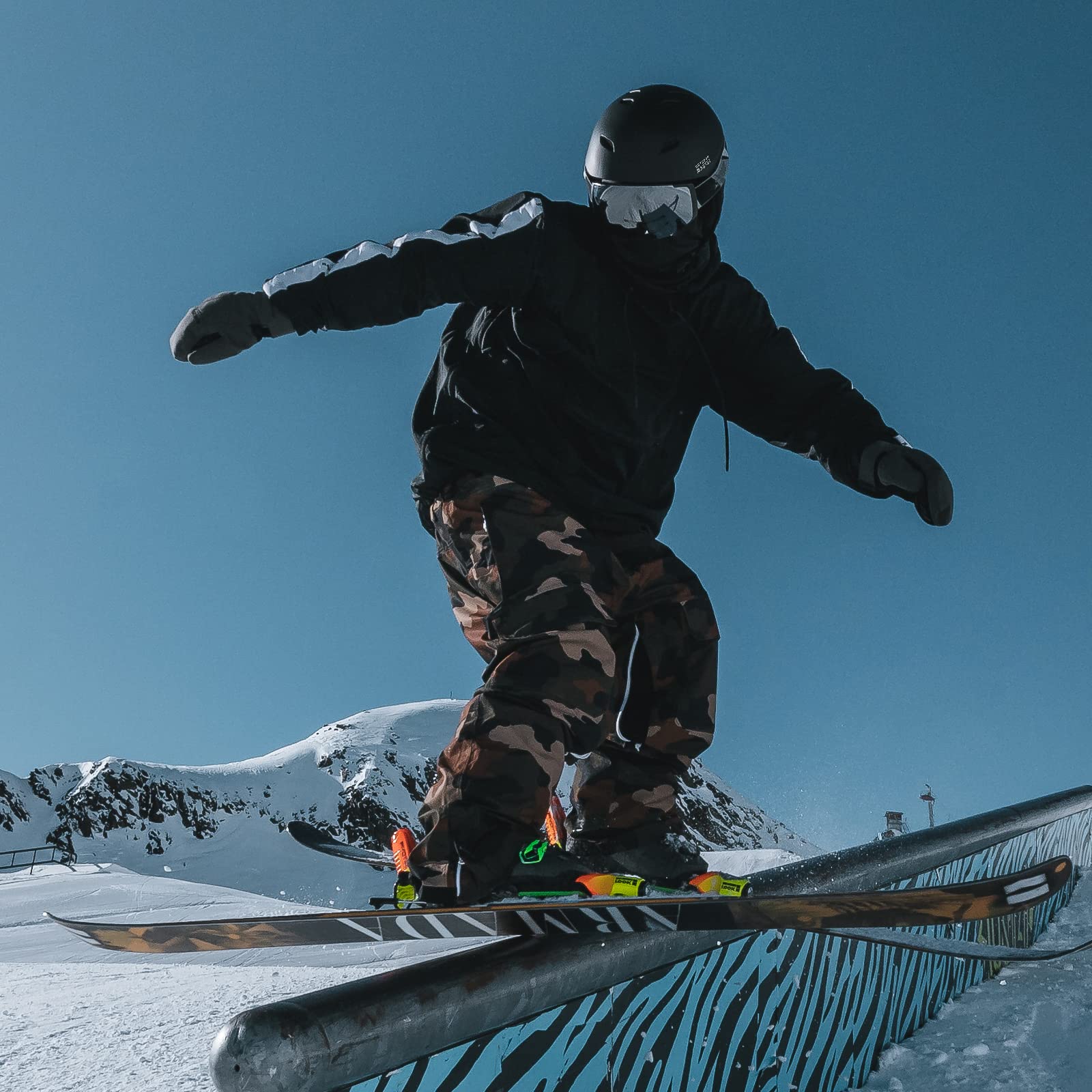 OutdoorMaster Kelvin Carbon Fiber Ski Helmet - Lightweight Snowboard Helmet for Men, Women & Youth - Perfect for Skiing, Snowboarding & Winter Sports