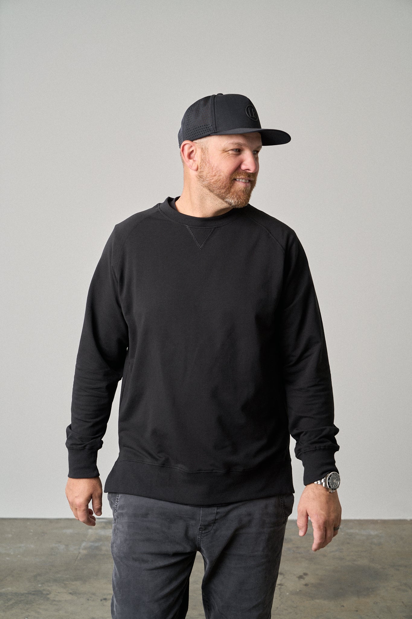 Men's Black Pullover Hoodie - Soft & Comfortable Fleece Sweatshirt for Casual Wear, Gym & Outdoor Activities