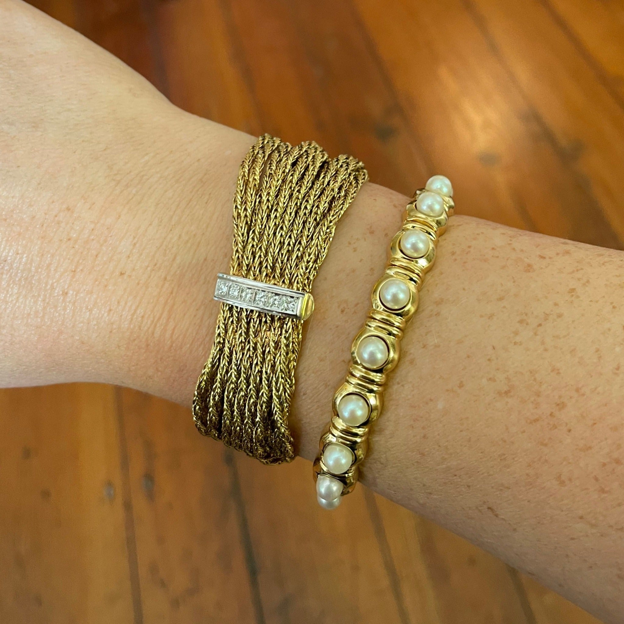 Vintage Mid Century Diamond Clasp 18K Gold 15 Strand Bracelet - Elegant Jewelry for Weddings, Parties & Special Occasions