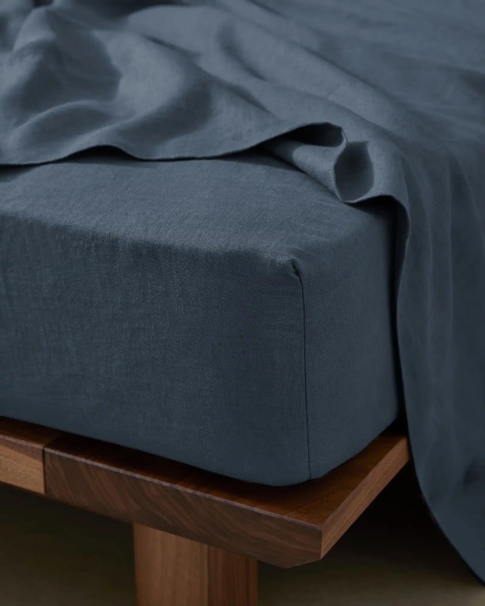 Premium Ravello Fitted Sheet - Soft Denim Blue Queen Size Bed Sheet Set - Perfect for Guest Rooms, Dorms & Cozy Bedroom Decor