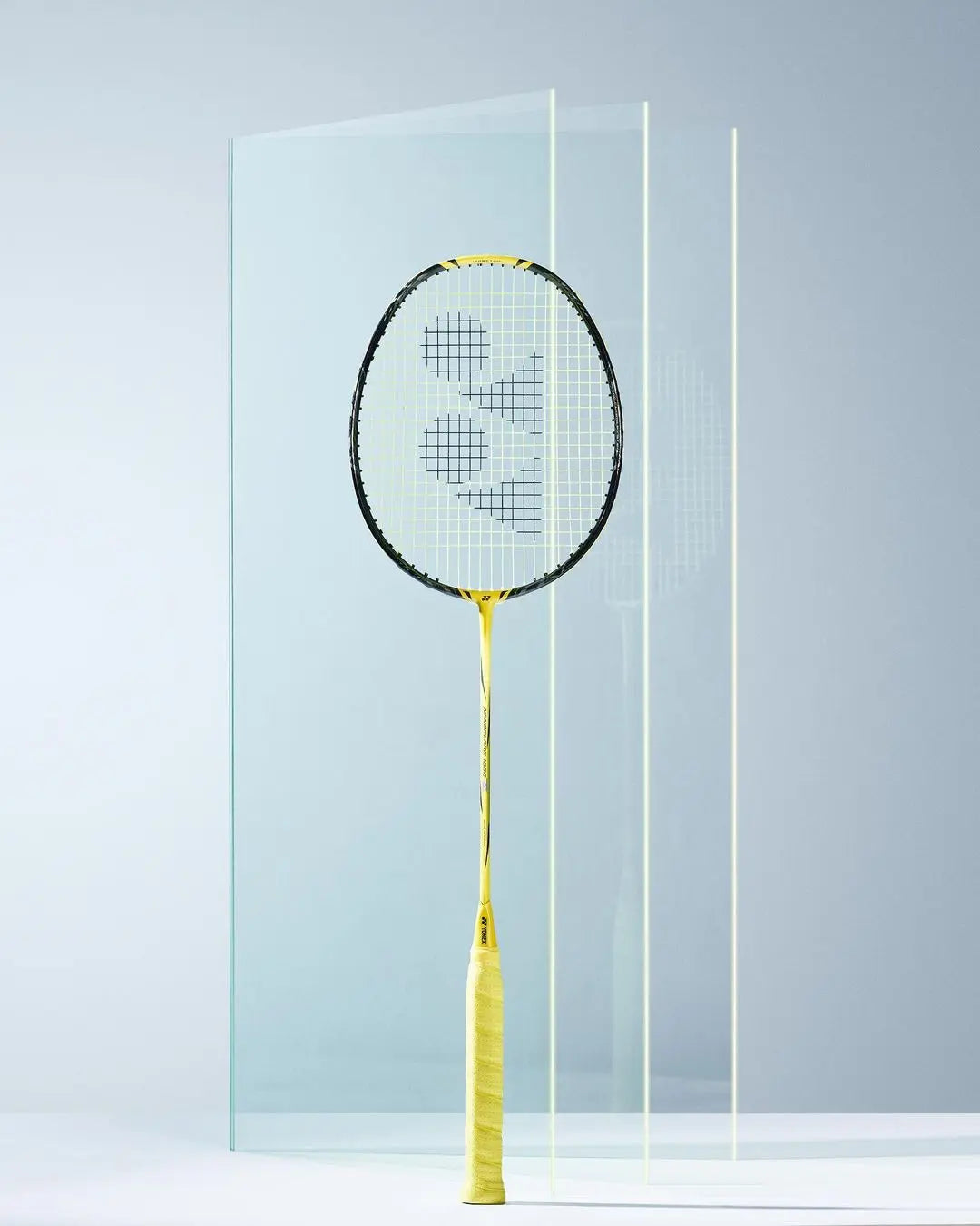 Yonex Nanoflare 1000 Z Badminton Racket - Lightning Yellow | High-Performance Carbon Fiber Shuttlecock Racket for Professional & Intermediate Players | Perfect for Tournaments & Training Sessions