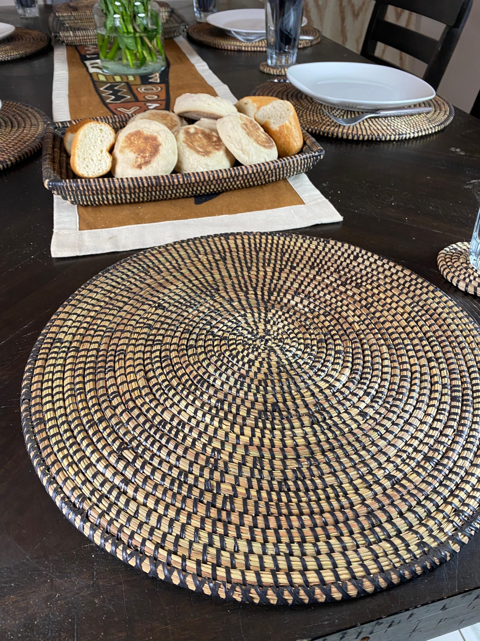 Handwoven African Bohemian Seagrass Placemats - Natural Round Wicker Basket Mats for Dining Table Decor | Senegal Inspired Wall Hanging Plates | Eco-Friendly Home Decor for Boho, Farmhouse & Coastal Style Interiors (Black)